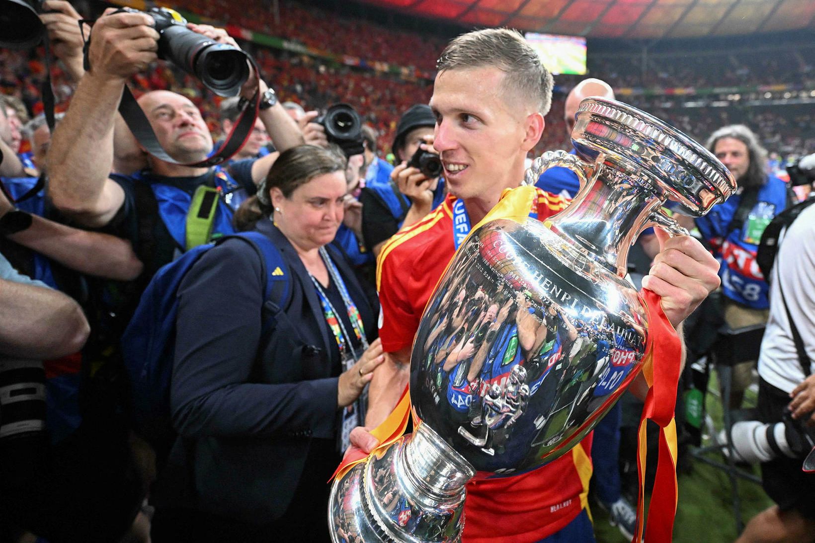Dani Olmo hjá Spania